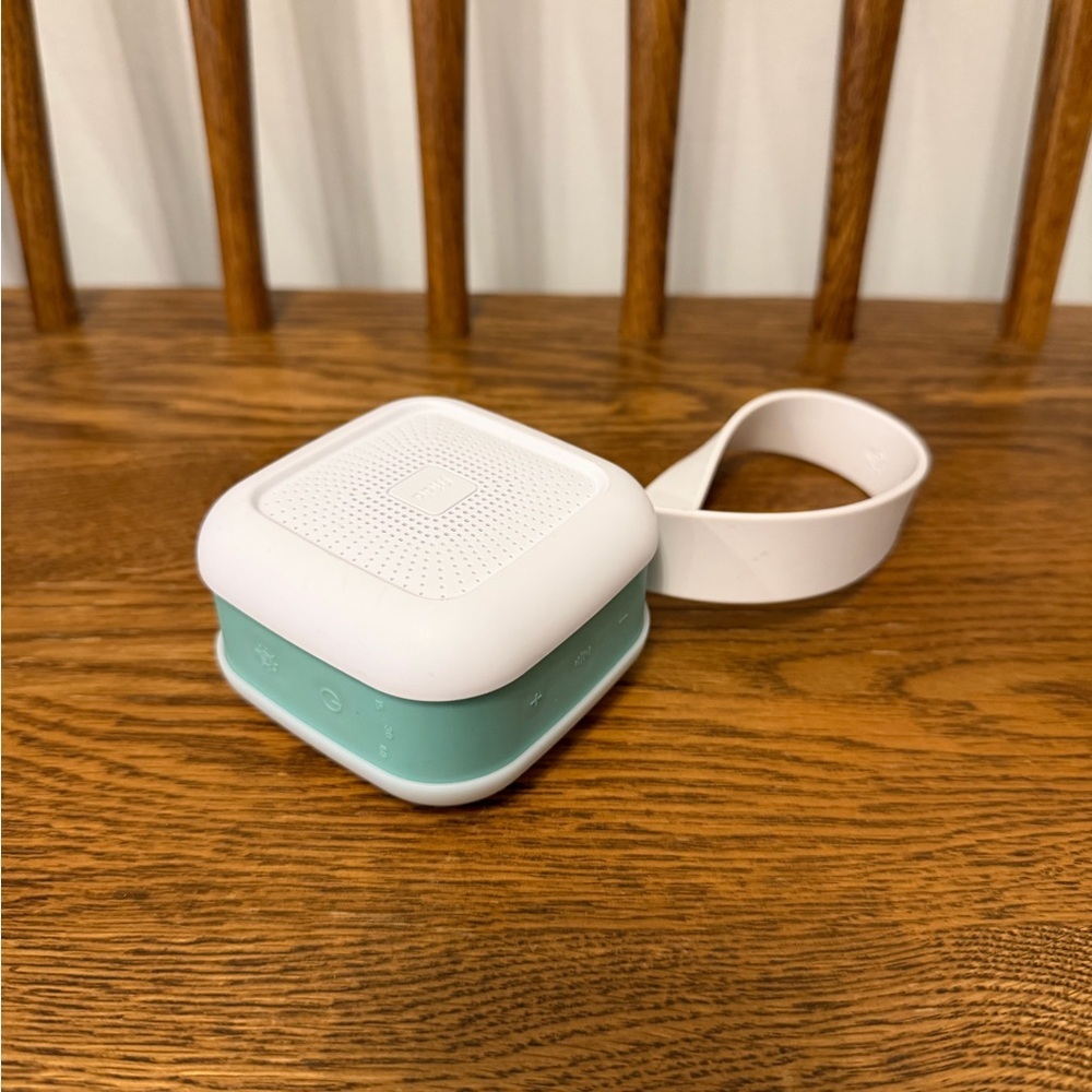 Frida Baby 2-in-1 Portable Sound Machine + Nightligh